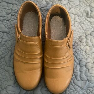 Women’s Brown Unbranded Shoes Size 9.5M